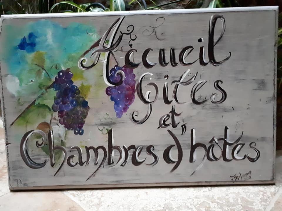 Chambre D'Hote Au Jardin Le Clos Des Vins D'Anges Saint-Pierre-des-Champs Buitenkant foto