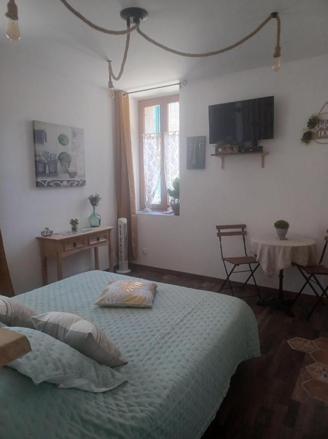 Chambre D'Hote Au Jardin Le Clos Des Vins D'Anges Saint-Pierre-des-Champs Buitenkant foto